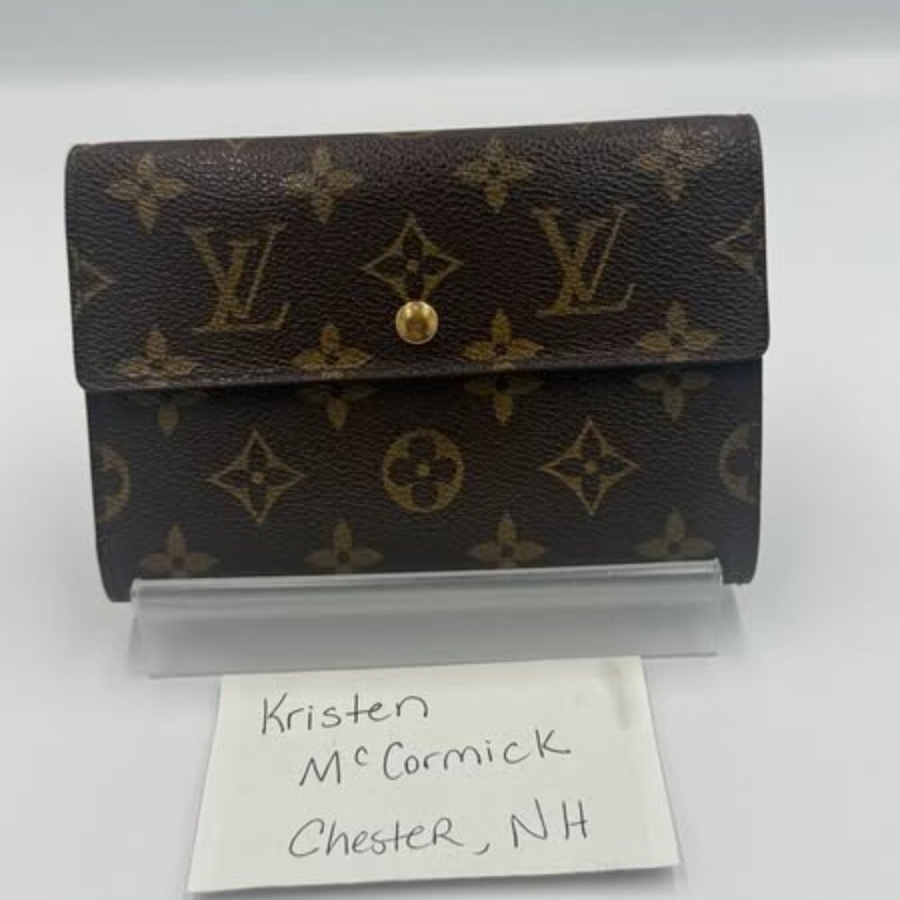 Louis Vuitton Passport Porte-Tresor Etui Wallet